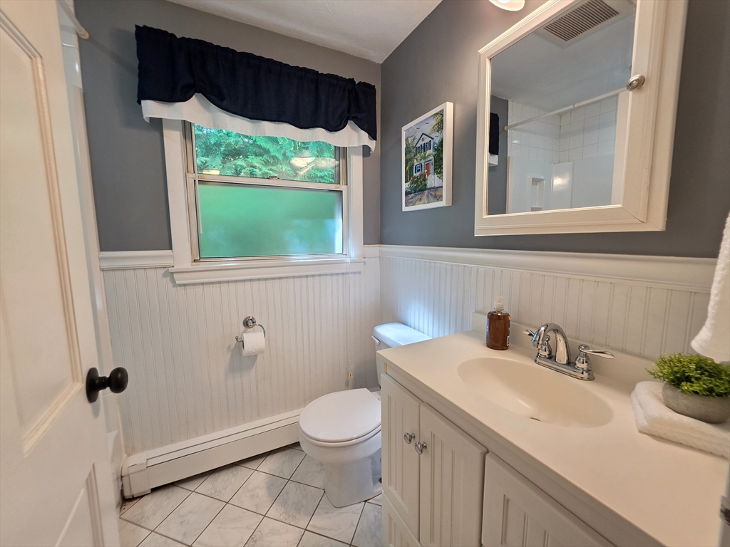 41 Anderson Road Framingham, MA 01701 - Photo 26 of 33 Gallery Image 26