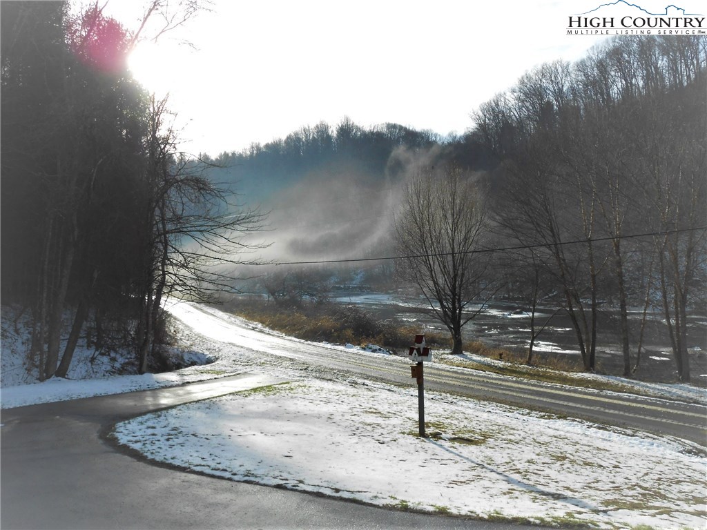 1030 Albert Phipps Road Crumpler, NC 28617 - Photo 34 of 39 Gallery Image 34