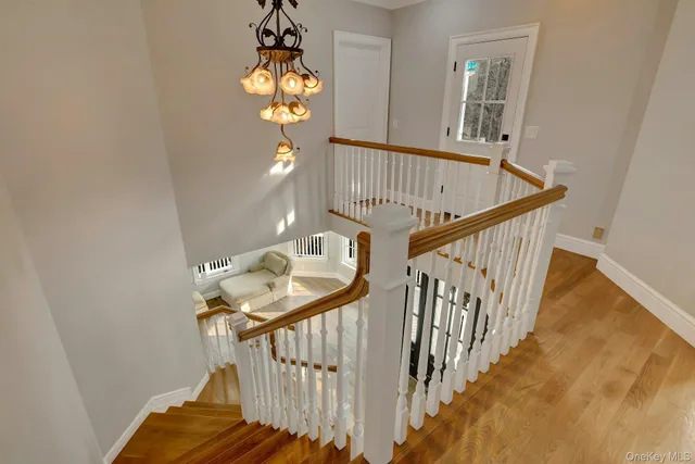 $2,149,000 | 150 Landing Lane, Baiting Hollow, NY 11933