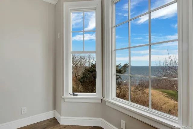 $2,149,000 | 150 Landing Lane, Baiting Hollow, NY 11933