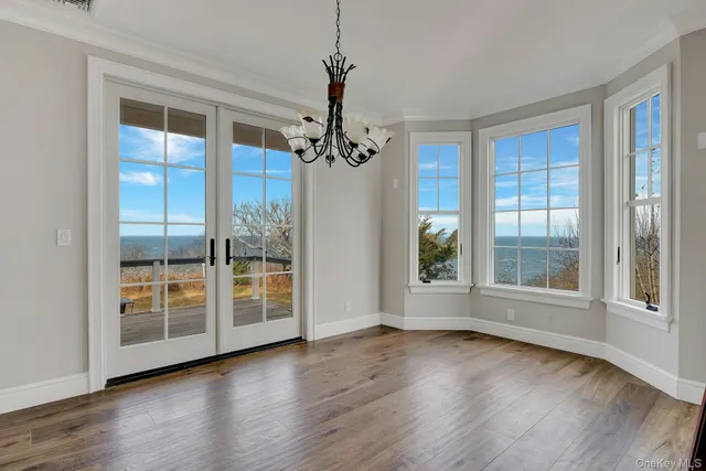 $2,149,000 | 150 Landing Lane, Baiting Hollow, NY 11933