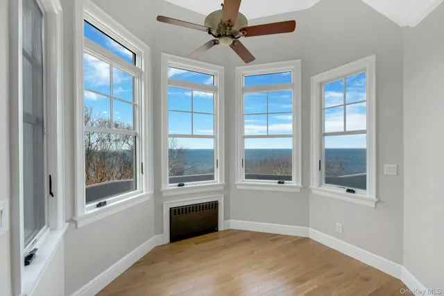 $2,149,000 | 150 Landing Lane, Baiting Hollow, NY 11933