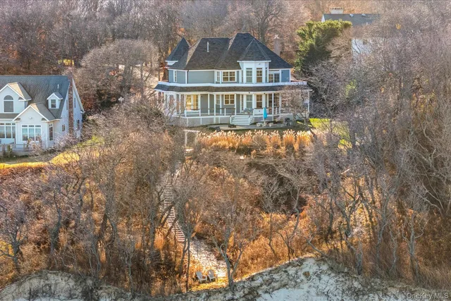 $2,149,000 | 150 Landing Lane, Baiting Hollow, NY 11933