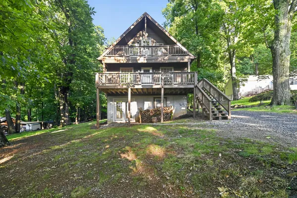 $399,999 | 205 Alpine Drive, Front Royal, VA 22630