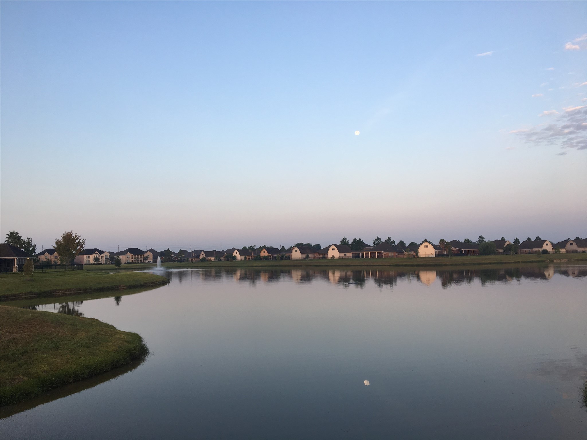 3518 Ewing Drive Manvel, TX 77578 - Photo 49 of 50 a view of a lake with houses in outdoor space