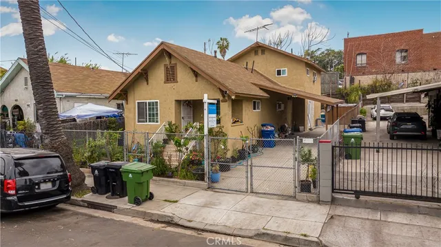 $780,000 | 953 Hollins Street, Los Angeles, CA 90023