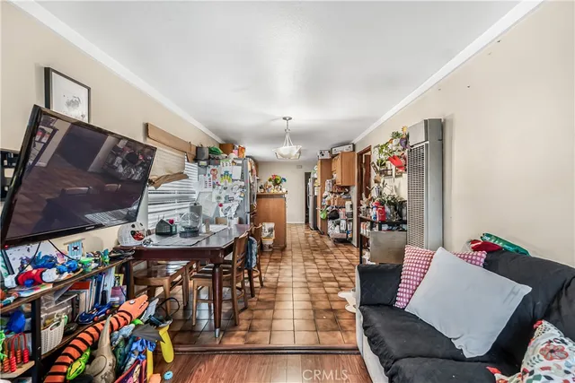 $780,000 | 953 Hollins Street, Los Angeles, CA 90023