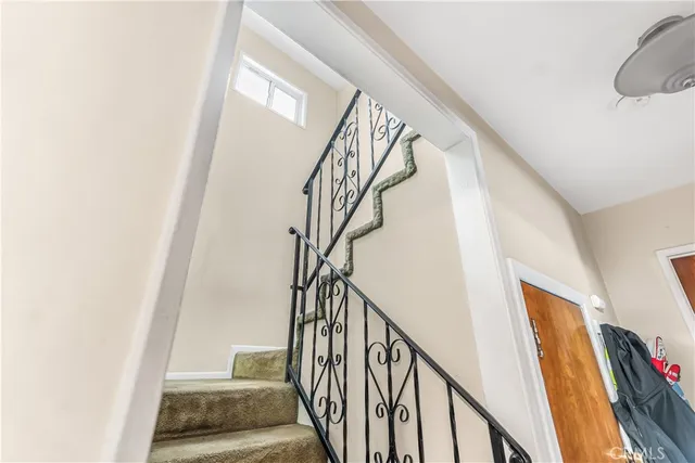 $780,000 | 953 Hollins Street, Los Angeles, CA 90023