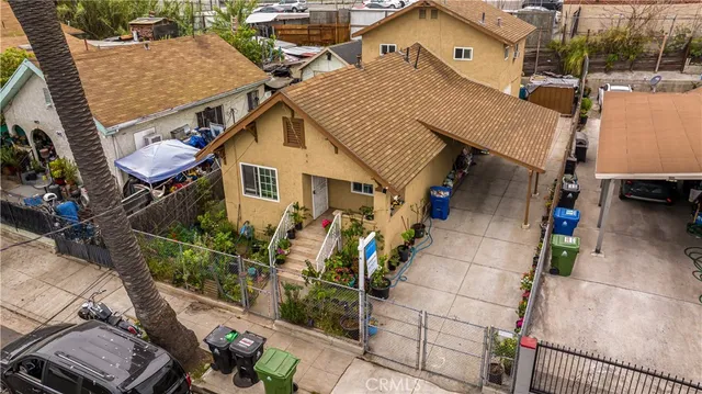 $780,000 | 953 Hollins Street, Los Angeles, CA 90023