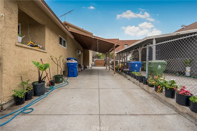 $780,000 | 953 Hollins Street, Los Angeles, CA 90023