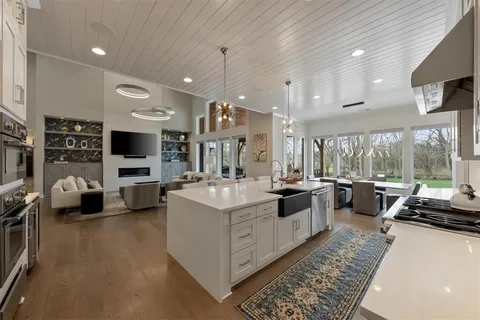 $2,300,000 | 12715 West 146th Street, Olathe, KS 66062
