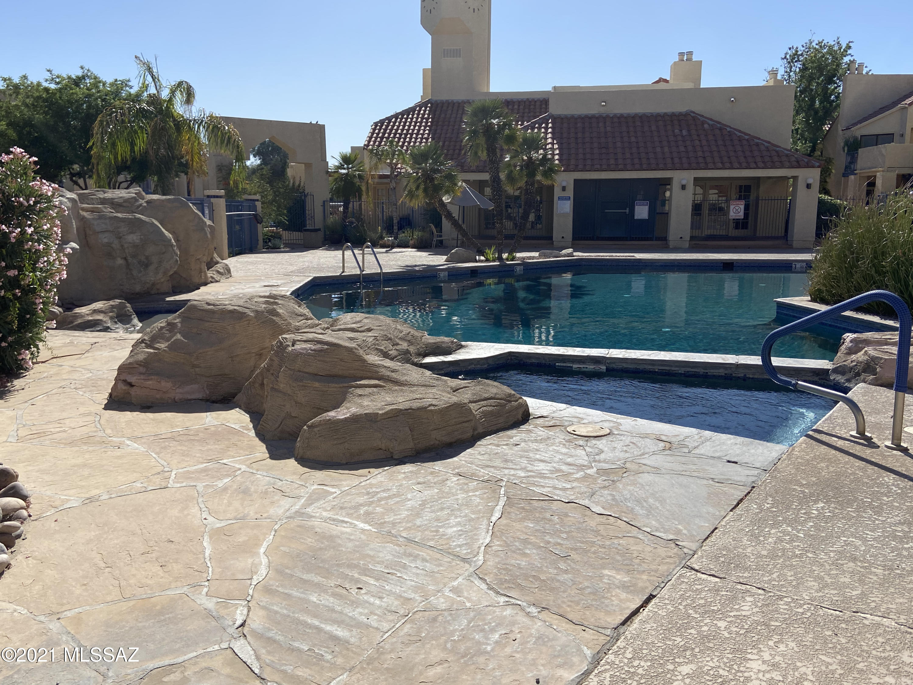 1200 East River Road, Unit I116 Tucson, AZ 85718 - Photo 20 of 22