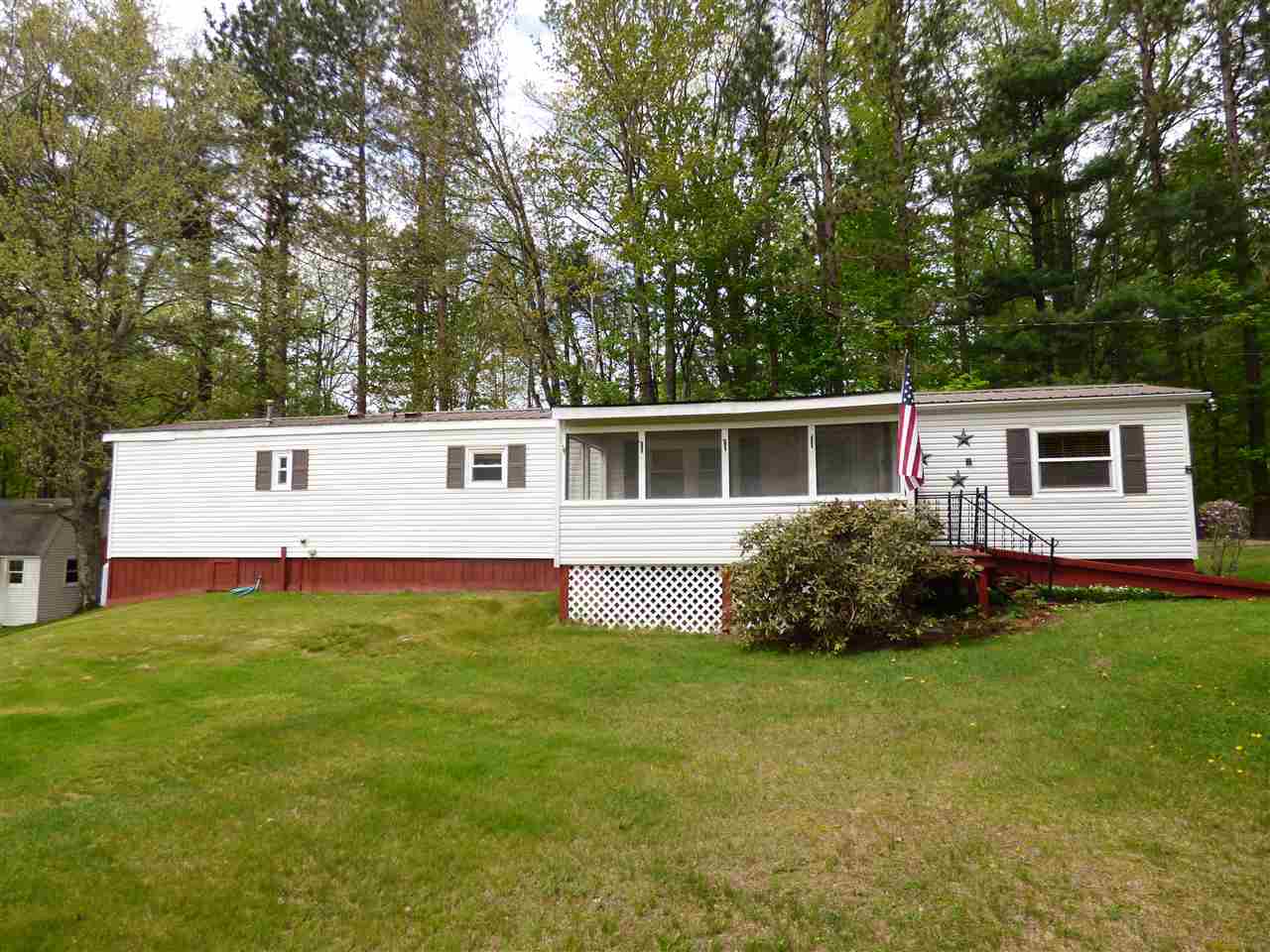 2296 Chapel Road Bennington, VT 05201 - Photo 7 of 22