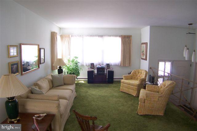 35 Quaker Hills Road Lancaster, PA 17603 - Photo 11 of 12 Gallery Image 11