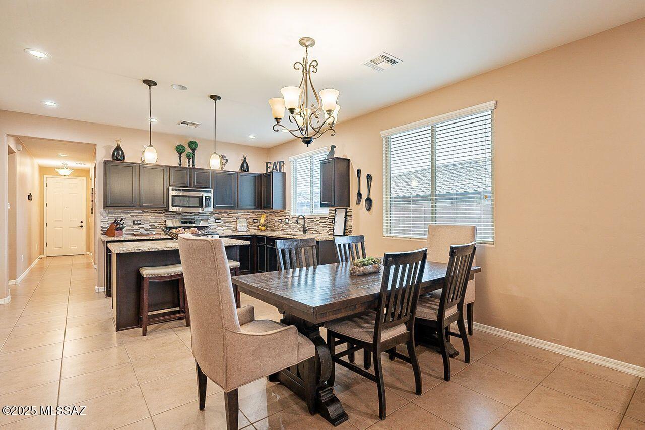 39003 South Running Roses Lane Saddlebrooke, AZ 85739 - Photo 6 of 35 Gallery Image 6