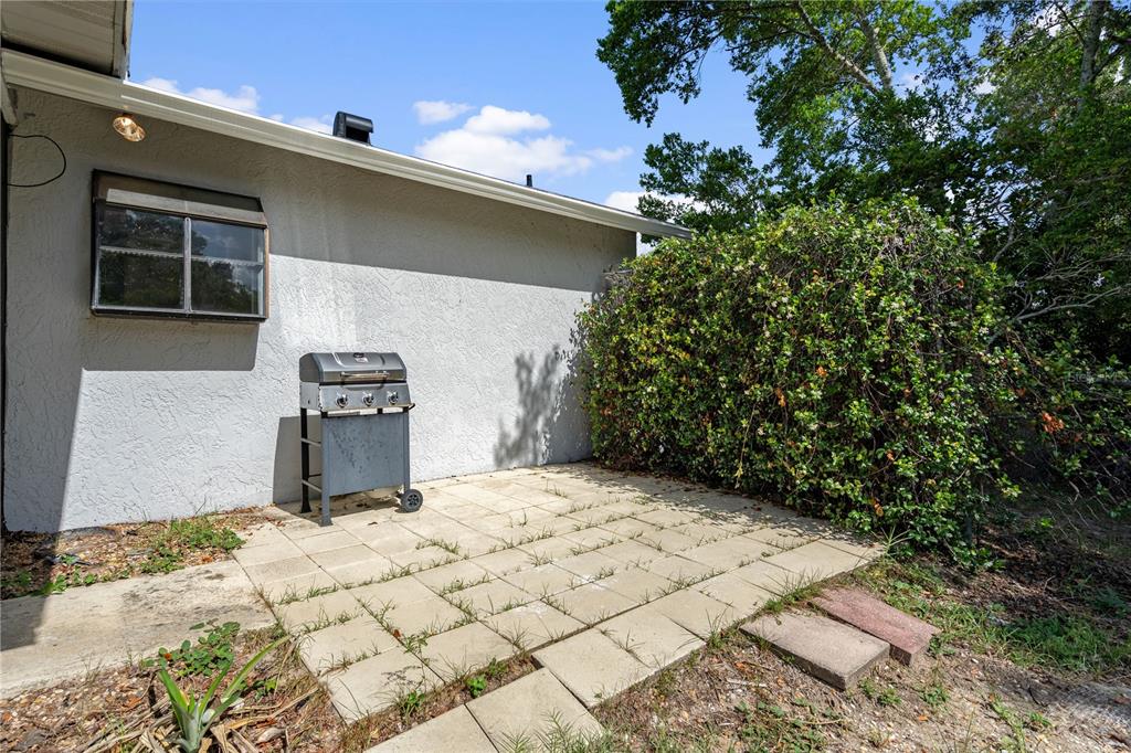 6030 Hugo Avenue Spring Hill, FL 34608 - Photo 28 of 34