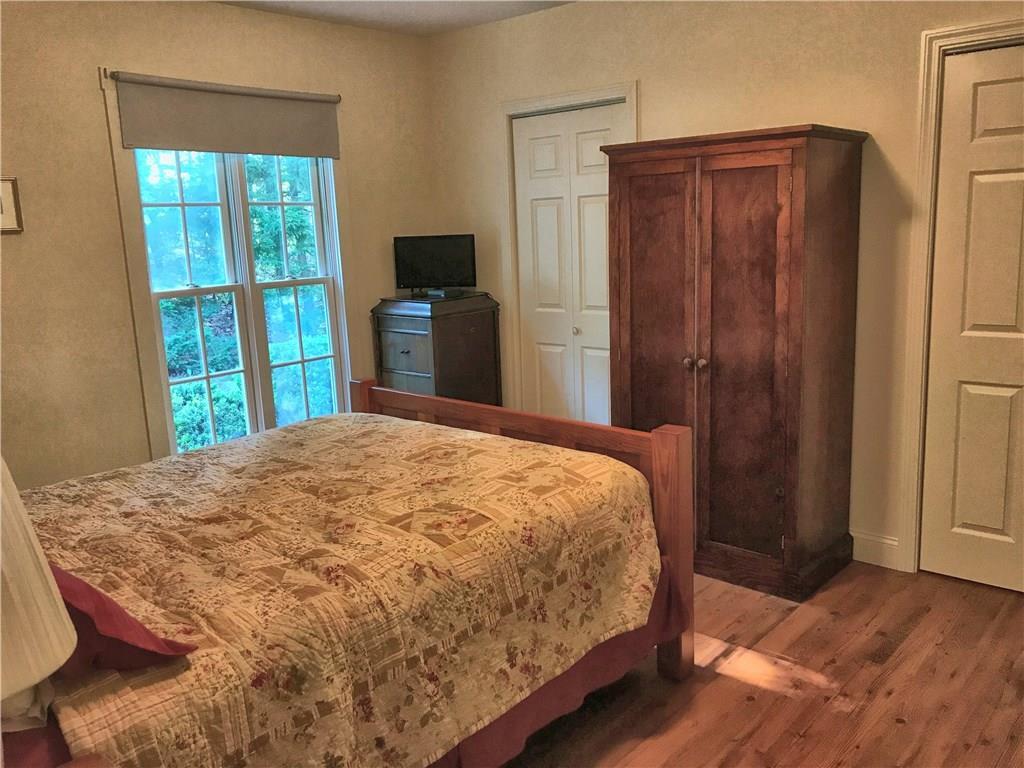 24 Jason Circle Boothbay, ME 04537 - Photo 5 of 14 The master bedroom with double...