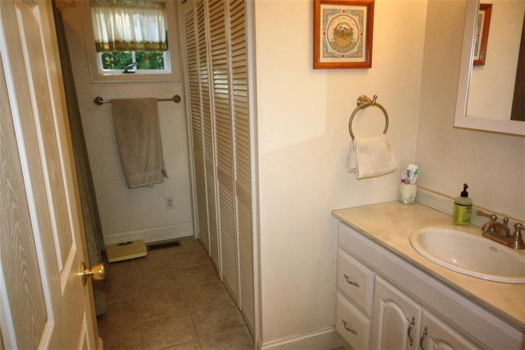 24 Jason Circle Boothbay, ME 04537 - Photo 6 of 14 The first floor bathroom with...