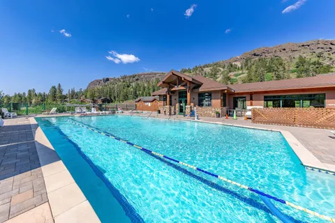 $285,000 | 1120 Kirkwood Meadows Drive, Unit 220, Kirkwood, CA 95646