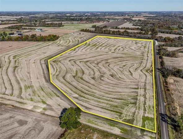 $482,000 | 18680 State Hwy Uu, Jameson, MO 64647