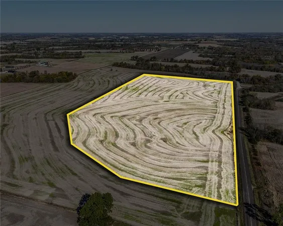 $482,000 | 18680 State Hwy Uu, Jameson, MO 64647