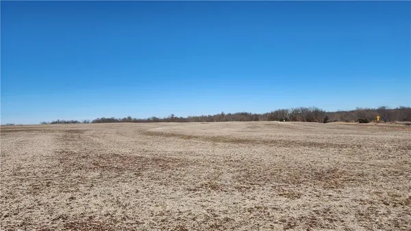 $482,000 | 18680 State Hwy Uu, Jameson, MO 64647