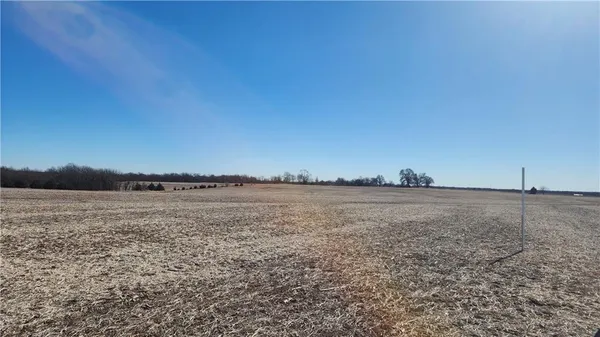 $482,000 | 18680 State Hwy Uu, Jameson, MO 64647