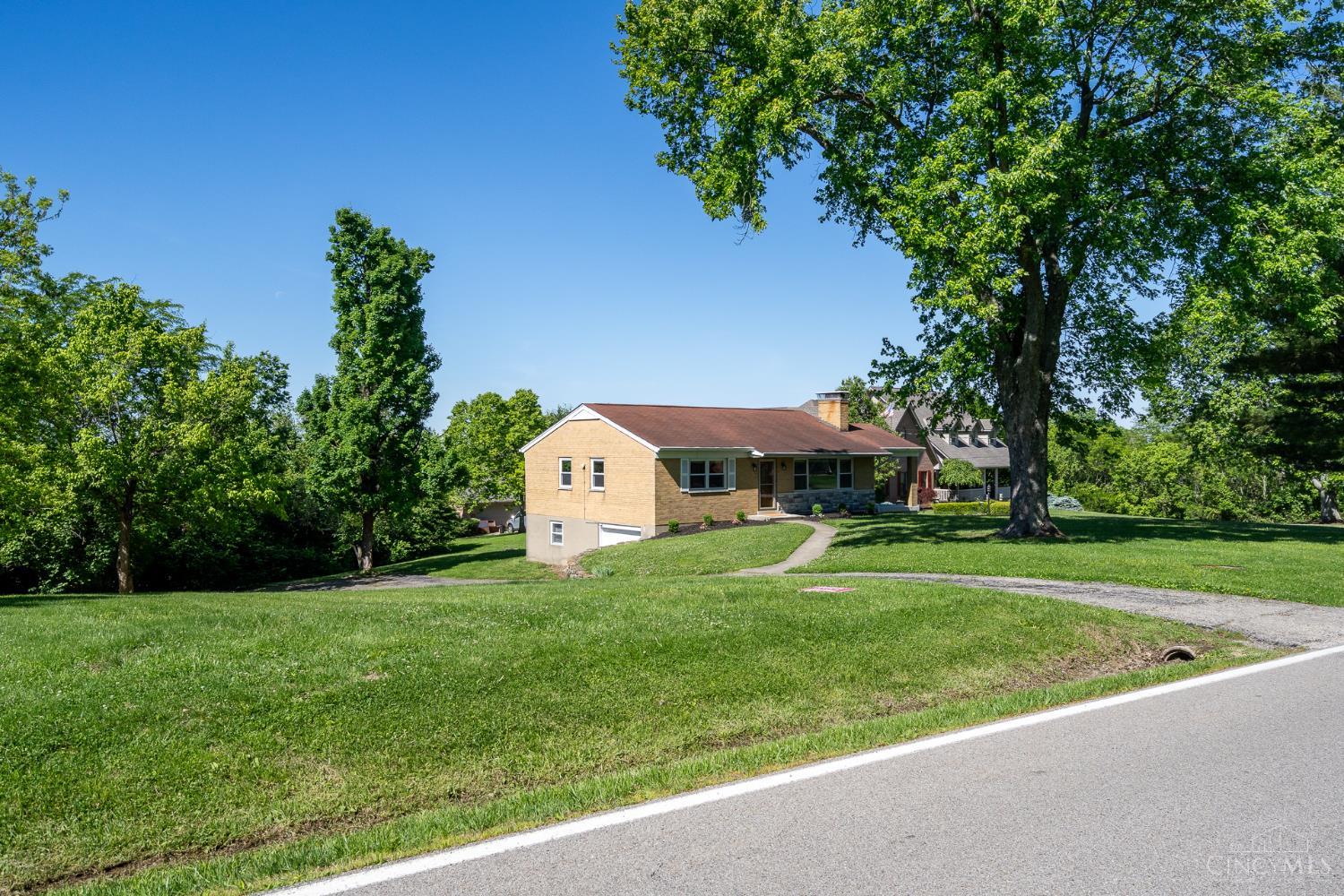 8033 Jordan Road Cleves, OH 45002 - Photo 4 of 50