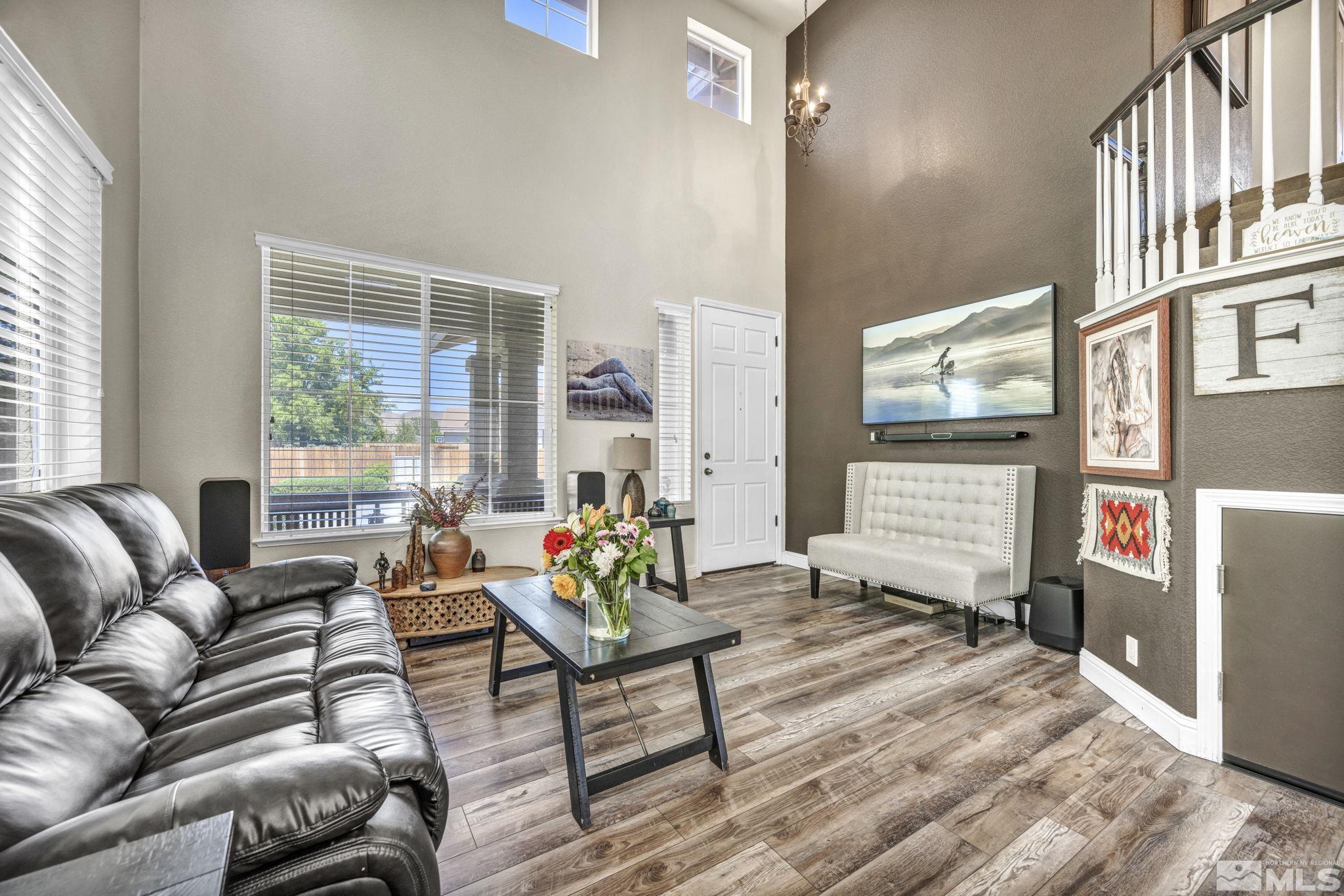 10005 Hampton Park Drive Reno, NV 89521 - Photo 7 of 37 Photo 8