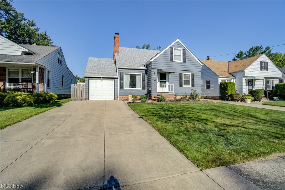 1132 Churchill Road Lyndhurst, OH 44124 - Photo 3 of 34