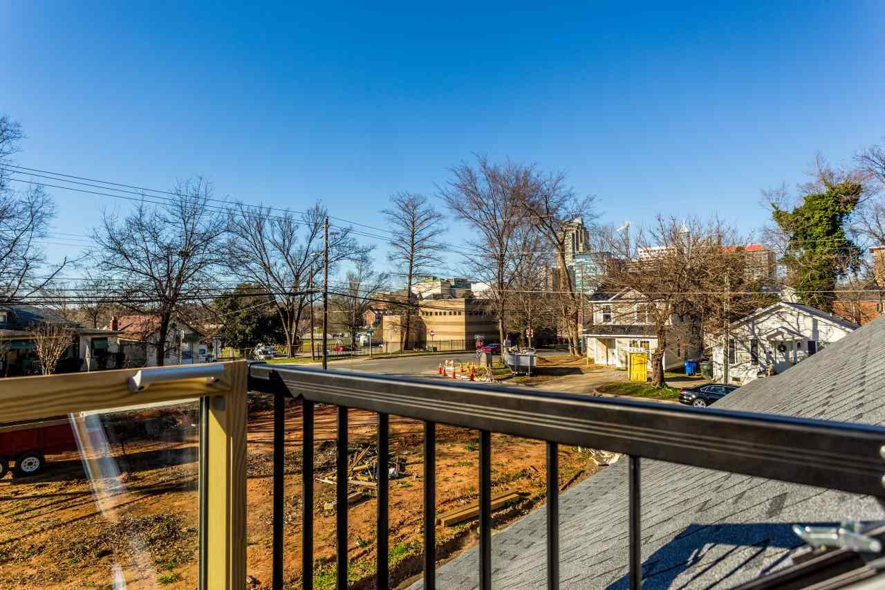 208 Bledsoe Avenue Raleigh, NC 27601 - Photo 9 of 16 Photo 9