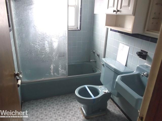 8306 State Park Center Line, MI 48015 - Photo 15 of 19