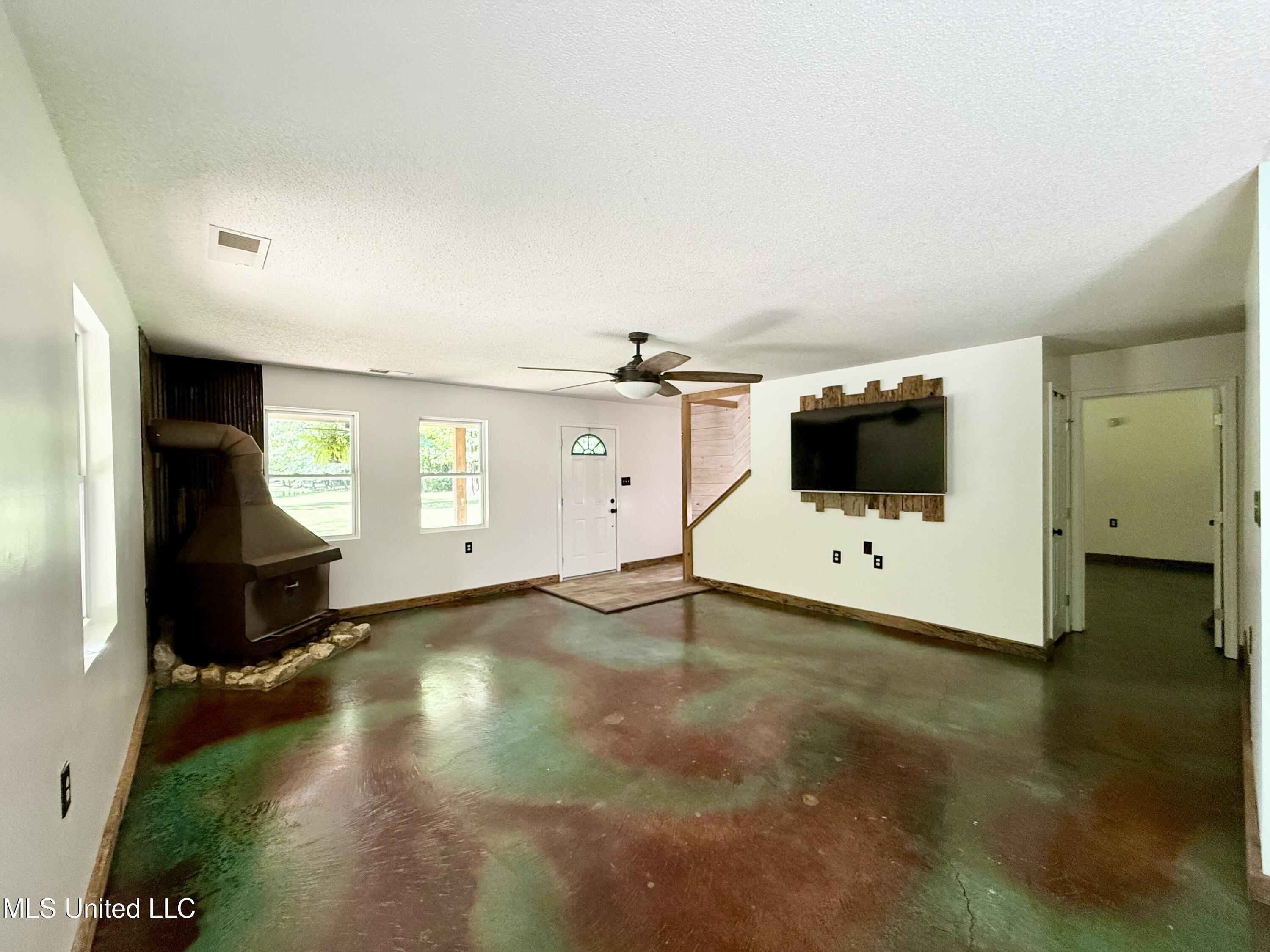 8 Bell Road Byhalia, MS 38611 - Photo 7 of 48 IMG_0148