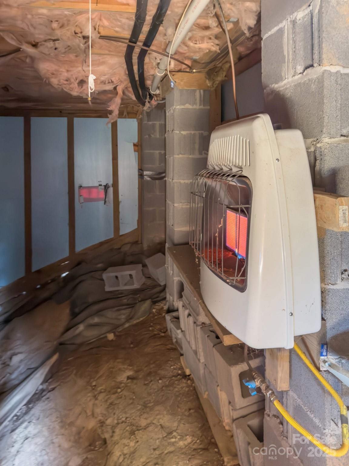 71 Creekside Loop, Unit 4 Spruce Pine, NC 28777 - Photo 34 of 36