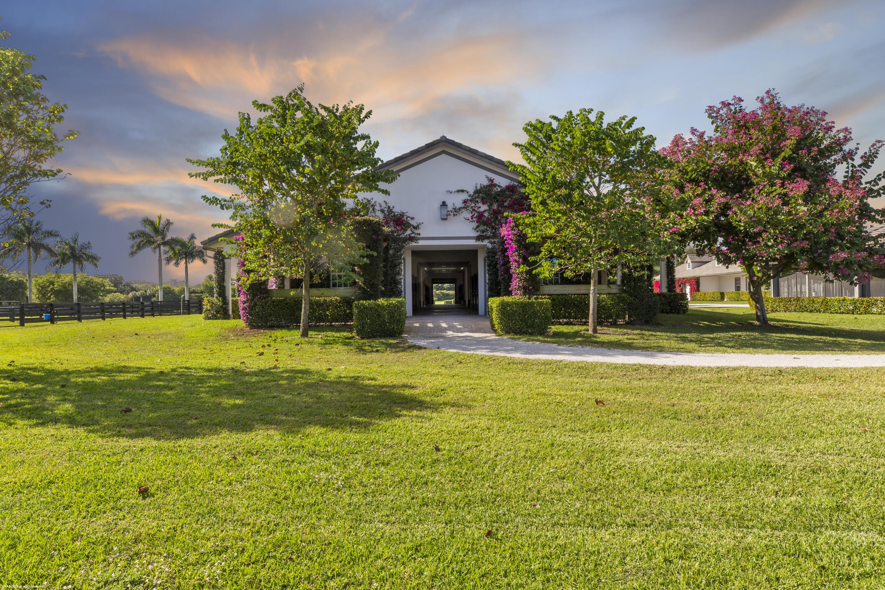 15527 Imperial Point Lane Wellington, FL 33414 - Photo 117 of 184 15527 Imperial Point Ln 114