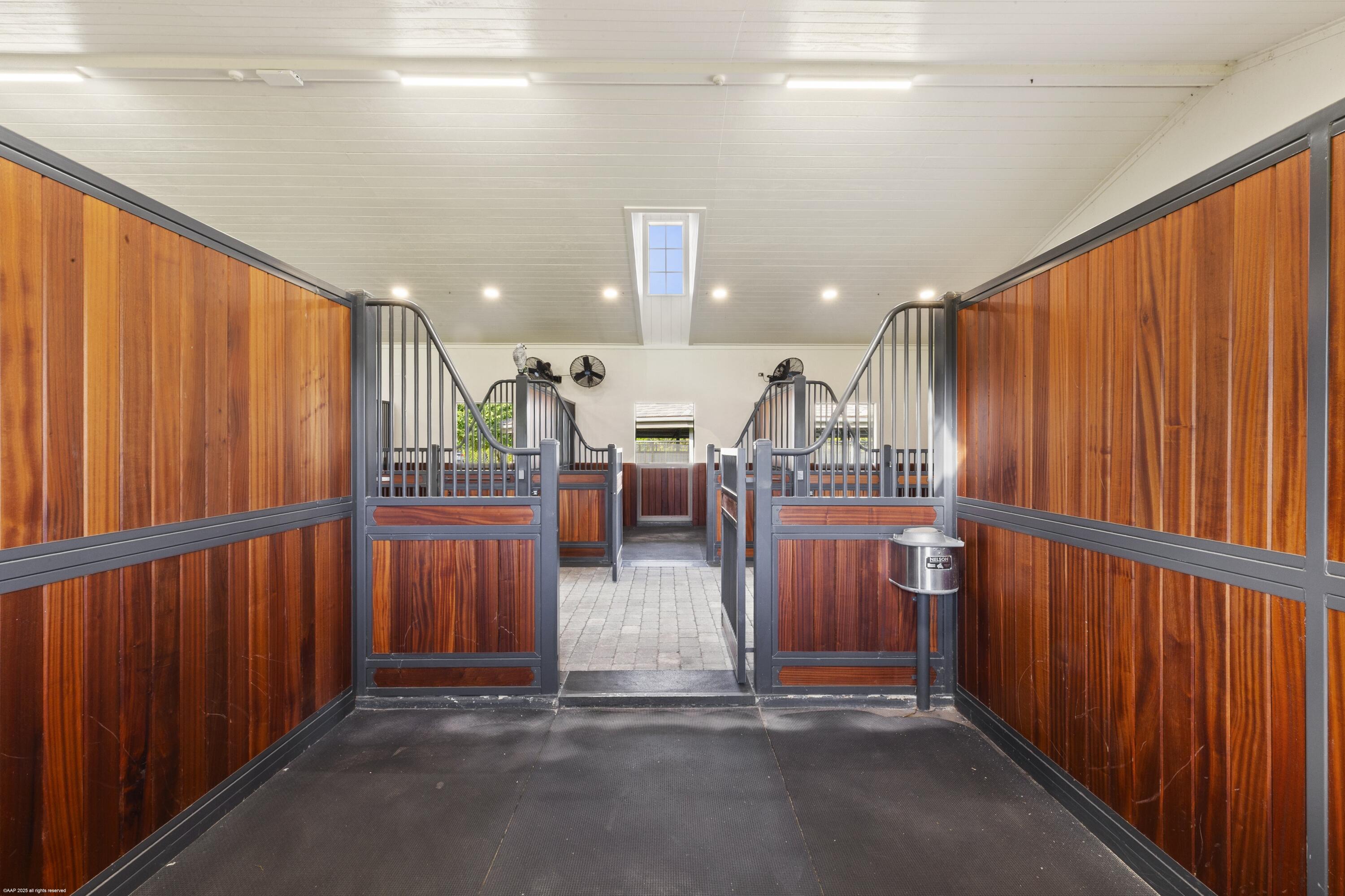 15527 Imperial Point Lane Wellington, FL 33414 - Photo 129 of 184 15527 Imperial Point Ln 124