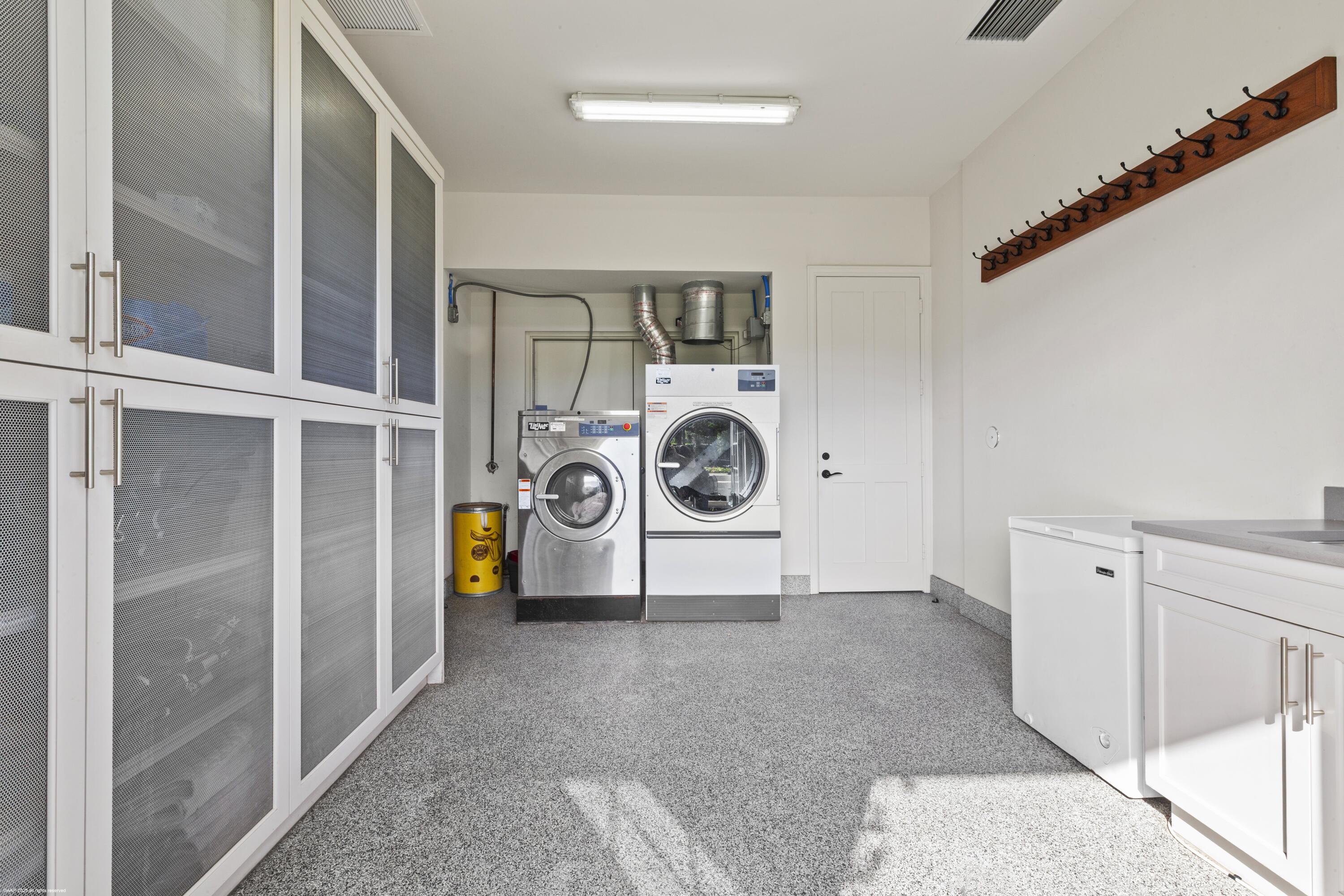 15527 Imperial Point Lane Wellington, FL 33414 - Photo 131 of 184 15527 Imperial Point Ln 126