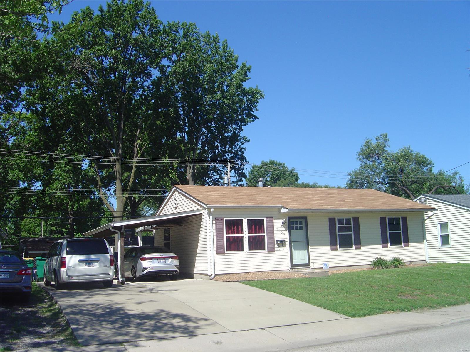 2809 Maryville Road Granite City, IL 62040 - Photo 1 of 22 Gallery Image 1