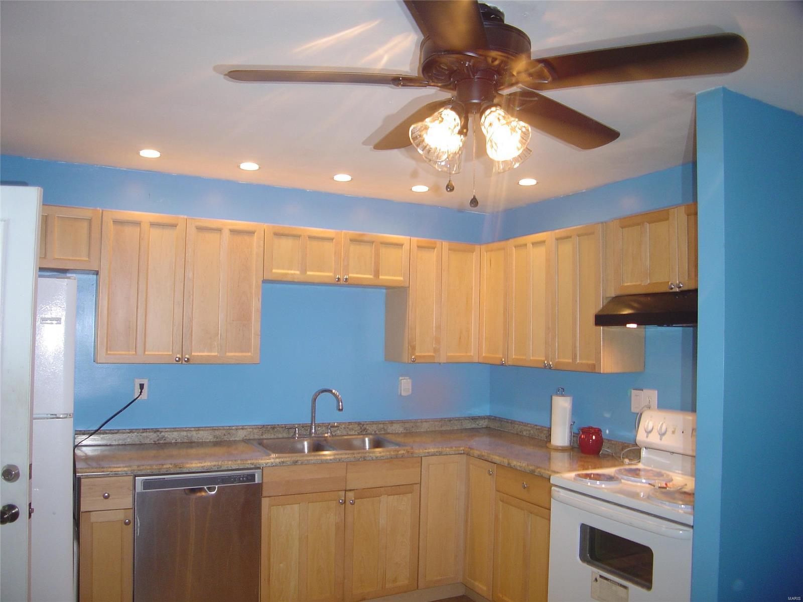 2809 Maryville Road Granite City, IL 62040 - Photo 17 of 22 Gallery Image 17