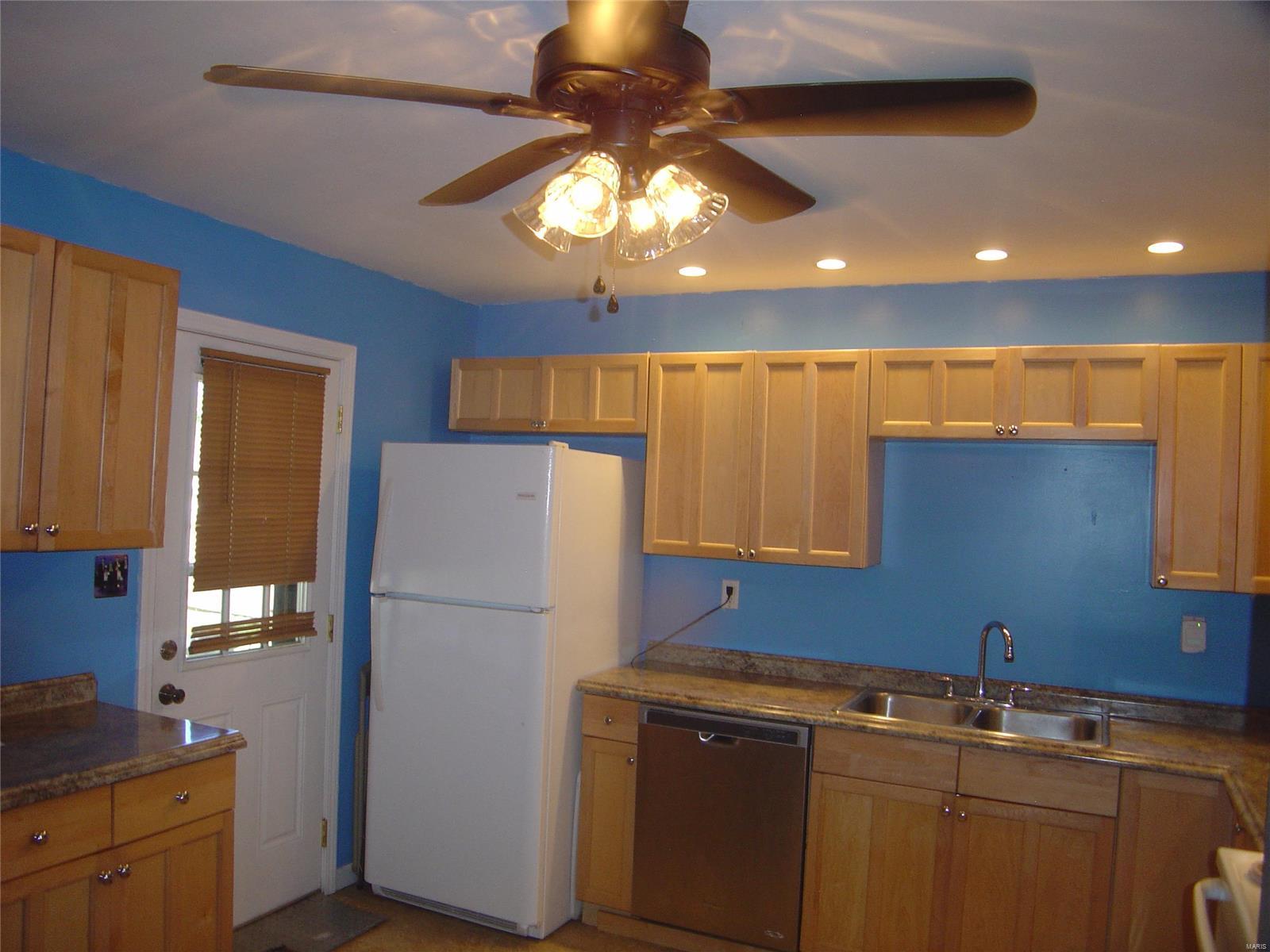 2809 Maryville Road Granite City, IL 62040 - Photo 20 of 22 Gallery Image 20