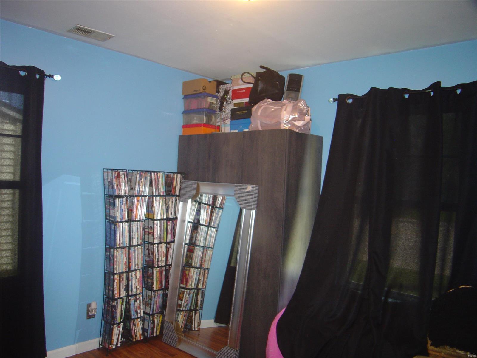2809 Maryville Road Granite City, IL 62040 - Photo 6 of 22 Gallery Image 6
