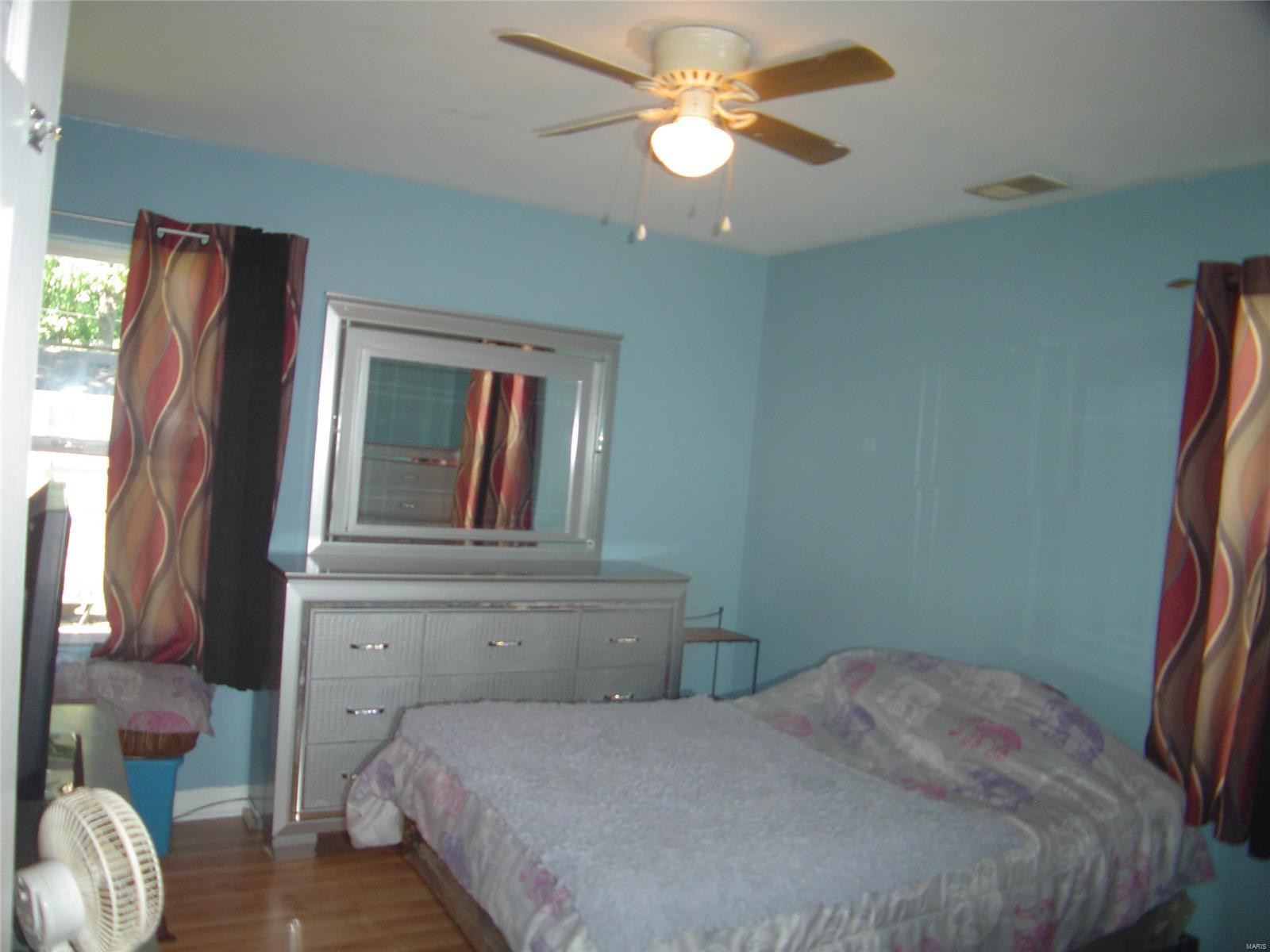 2809 Maryville Road Granite City, IL 62040 - Photo 7 of 22 Gallery Image 7