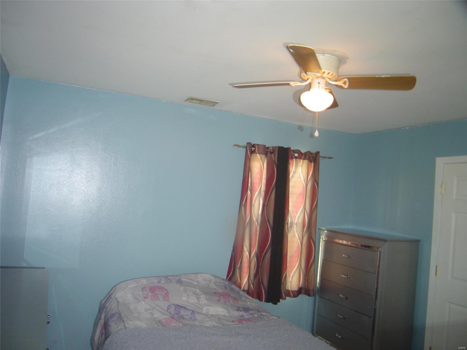 2809 Maryville Road Granite City, IL 62040 - Photo 8 of 22 Gallery Image 8
