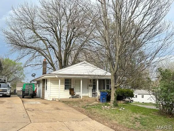 $160,000 | 11021 Bernice Avenue, St. Ann, MO 63074