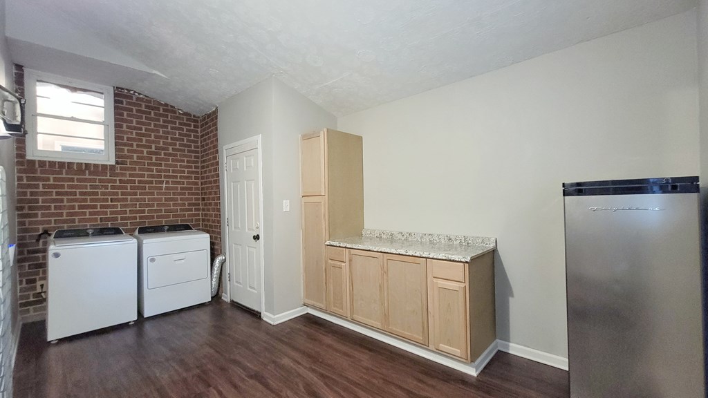 5552 Perry Avenue Columbus, GA 31909 - Photo 14 of 14 a view of an empty room with a window