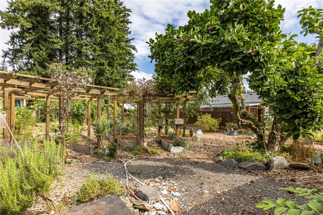 1112 Paradise Road Ferndale, WA 98248 - Photo 22 of 40