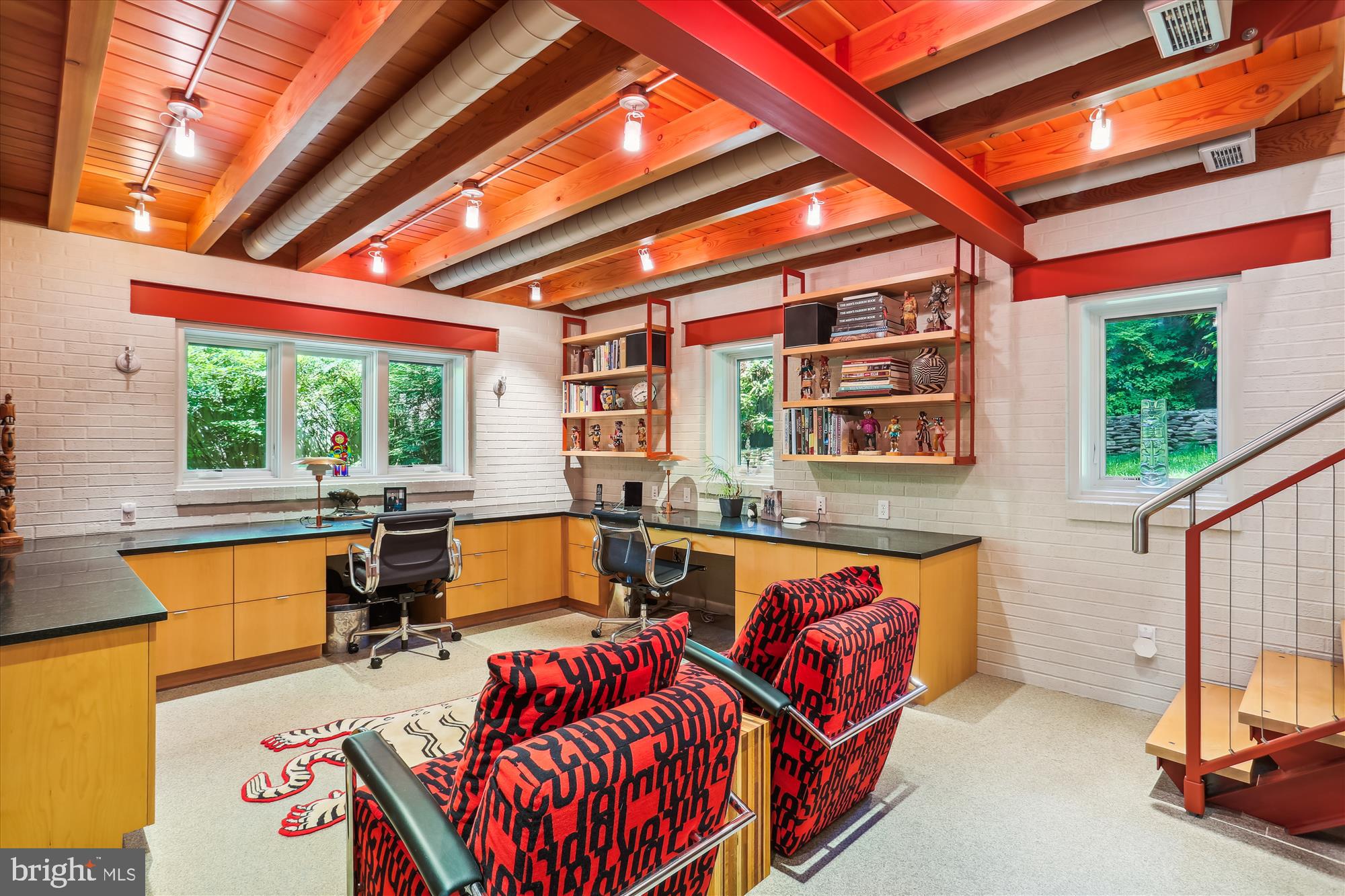 9517 Starmont Road Bethesda, MD 20817 - Photo 26 of 65 Office with an Industrial Flare