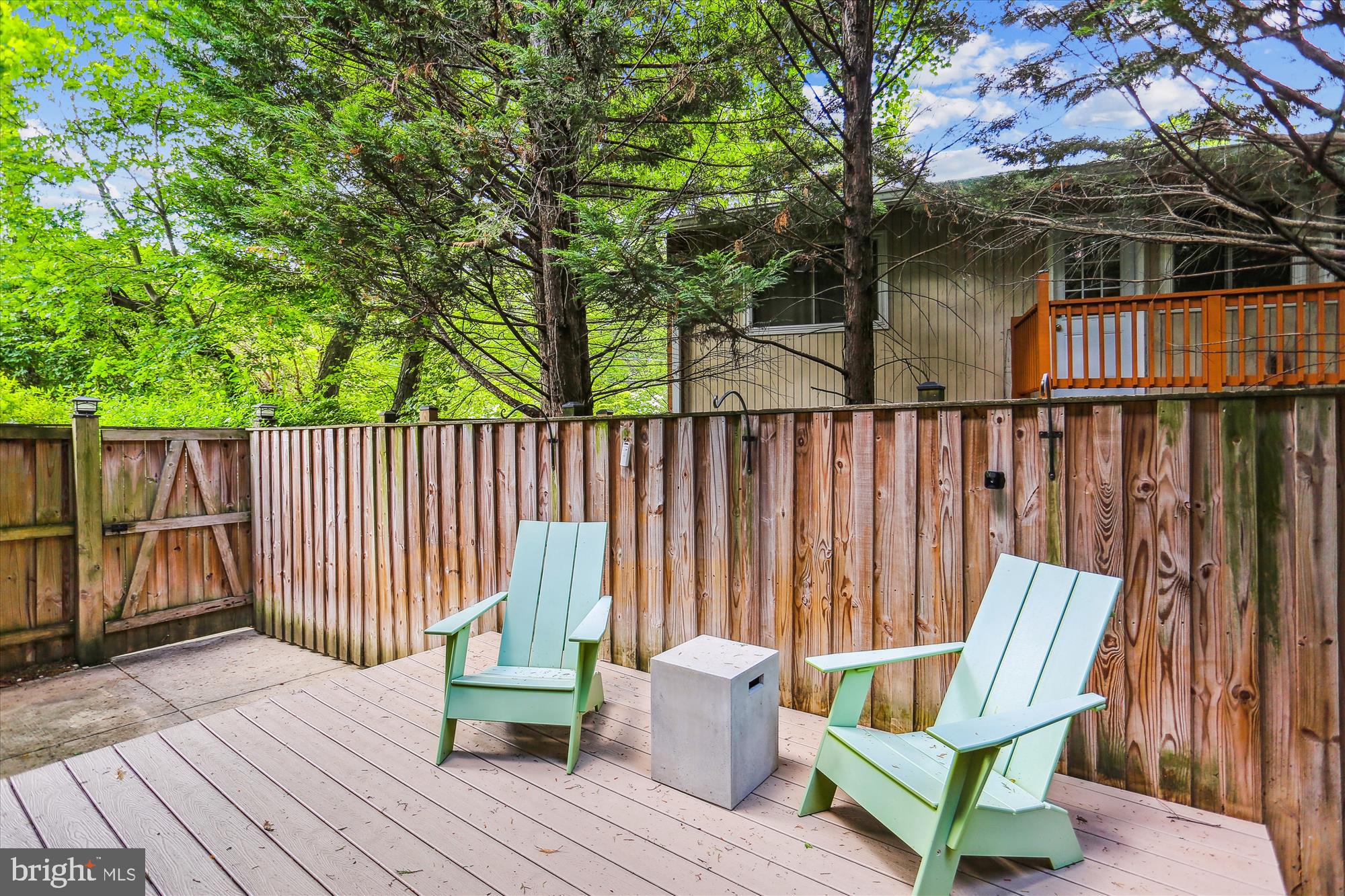 9517 Starmont Road Bethesda, MD 20817 - Photo 53 of 65 The Perfect Grilling Deck