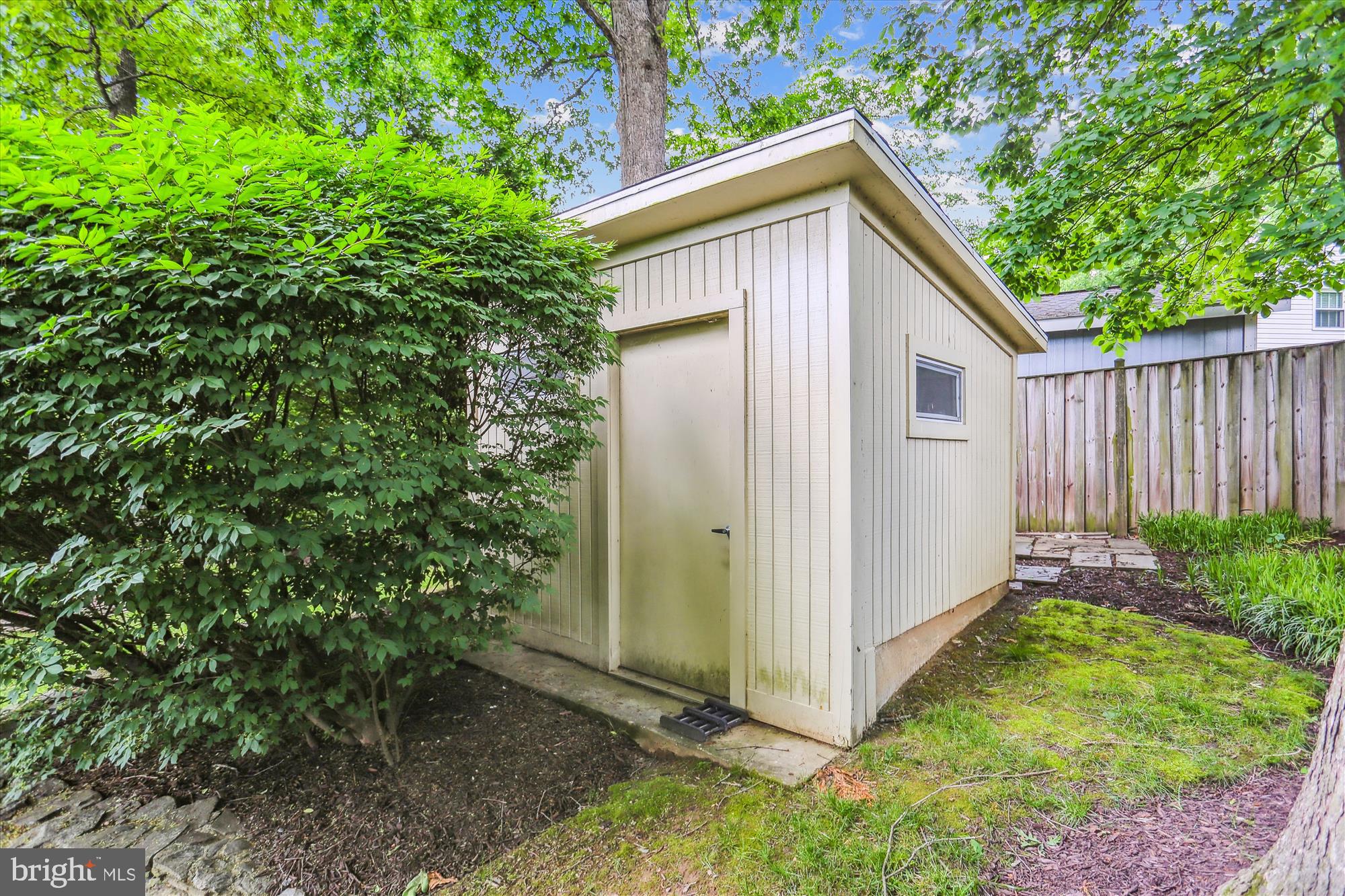 9517 Starmont Road Bethesda, MD 20817 - Photo 59 of 65 Shed