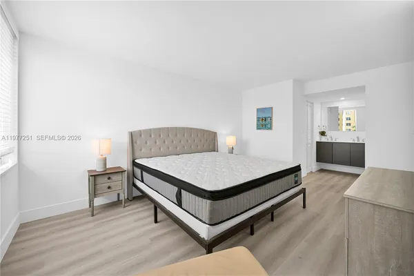 $2,200 | 250 180th Drive, Unit 554, Sunny Isles Beach, FL 33160